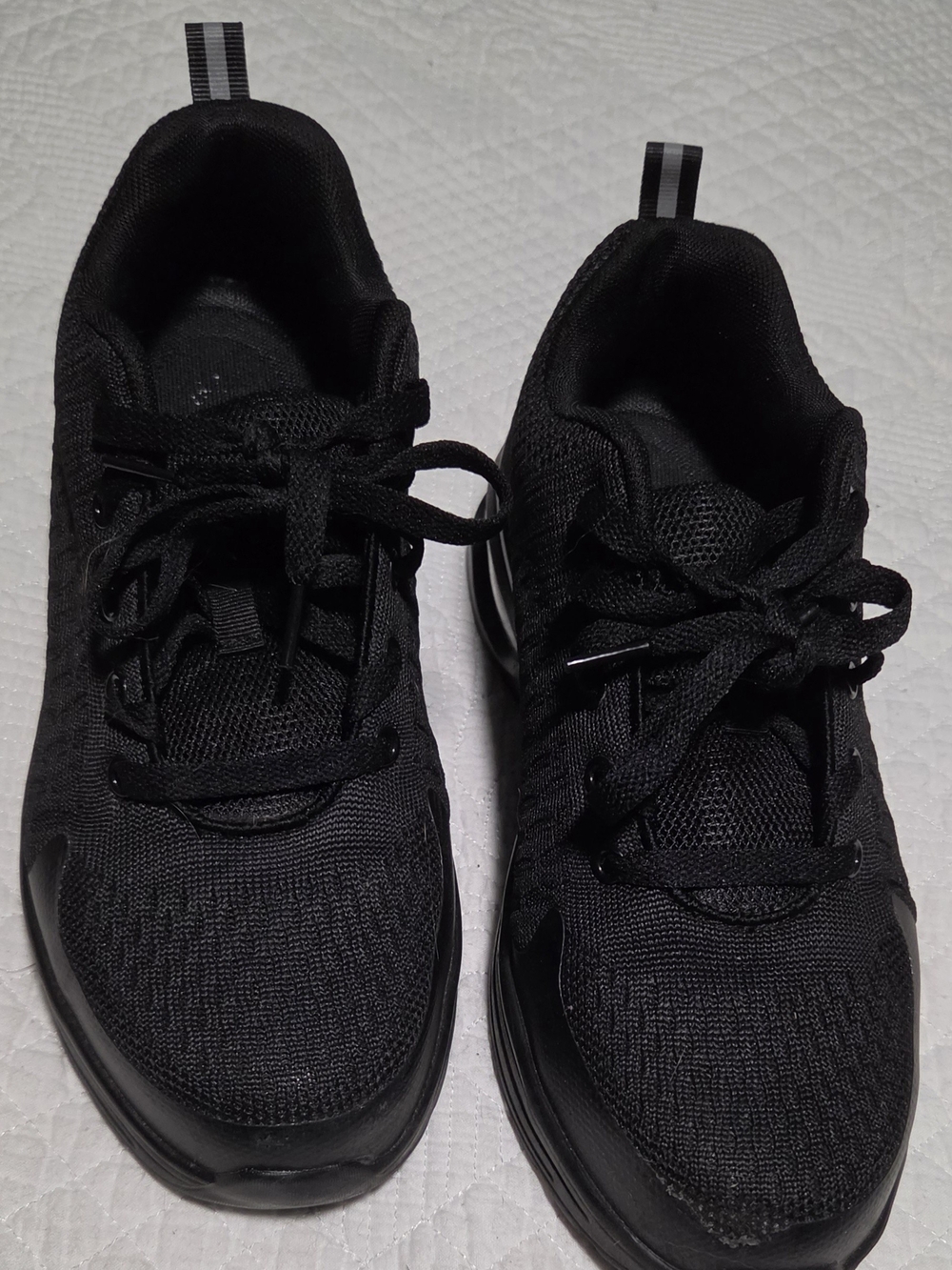 Women's Black Steel Toe Shoes Sneakers - Size 8.5